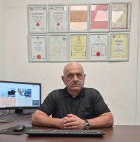 אקספרט - שמאי רכב מומחה מהנדס מכונות כלי רכב